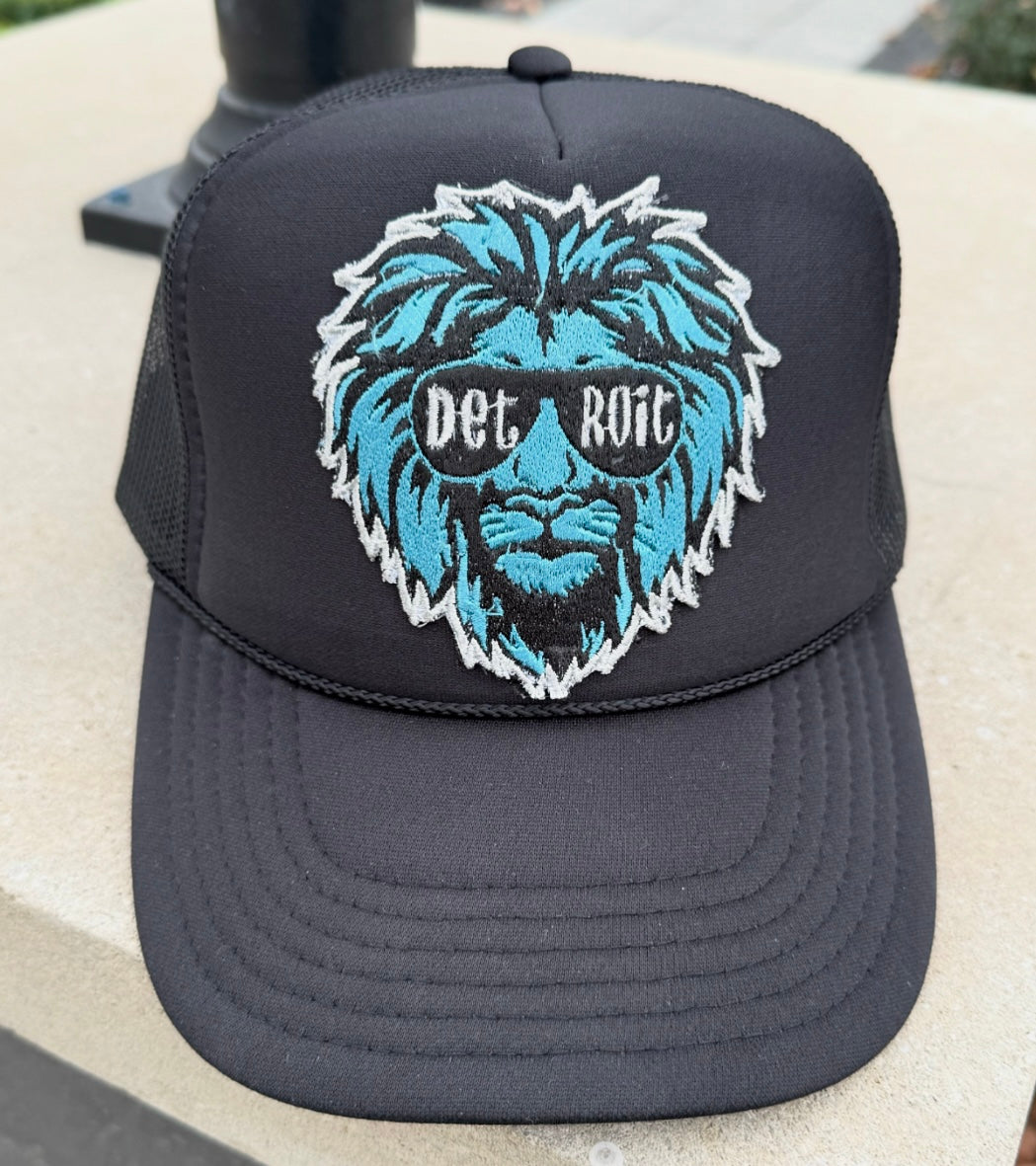 Badass Lion 🦁 Trucker