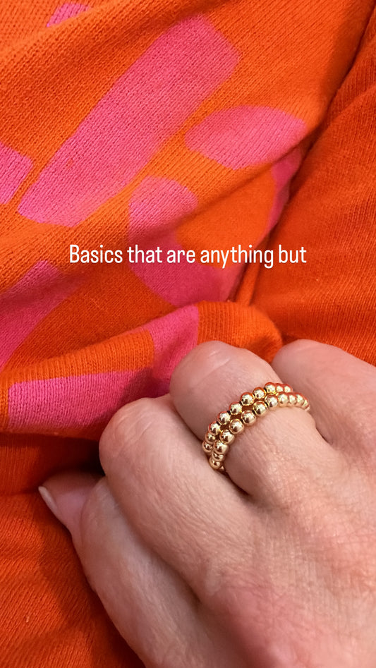 Twin gold ball rings…. Great to pair with & level up a fitness ring